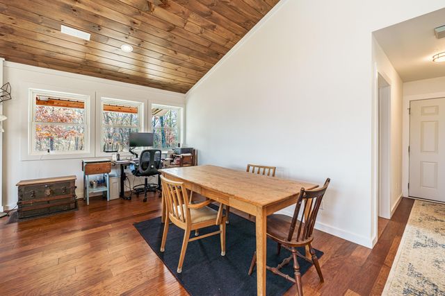 1450 County Road 220, Eureka Springs, AR 72631