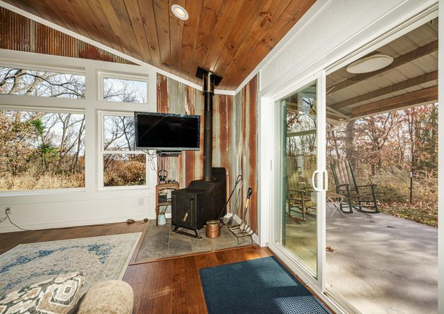 1450 County Road 220, Eureka Springs, AR 72631