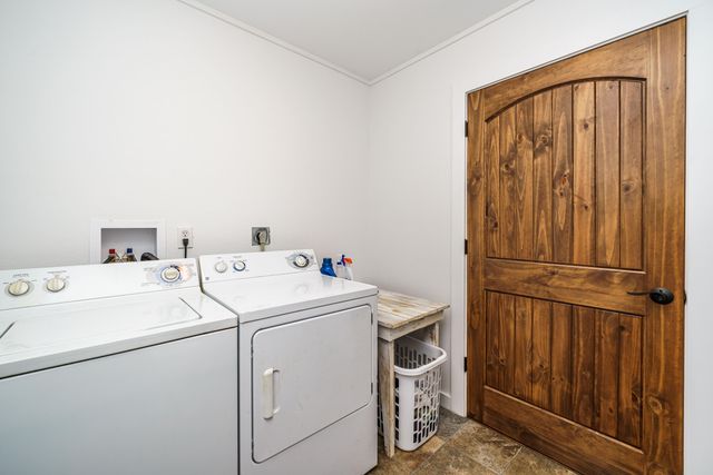 1450 County Road 220, Eureka Springs, AR 72631