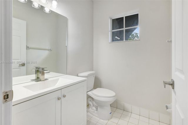 7459 NW 17th Dr, Pembroke Pines, FL 33024