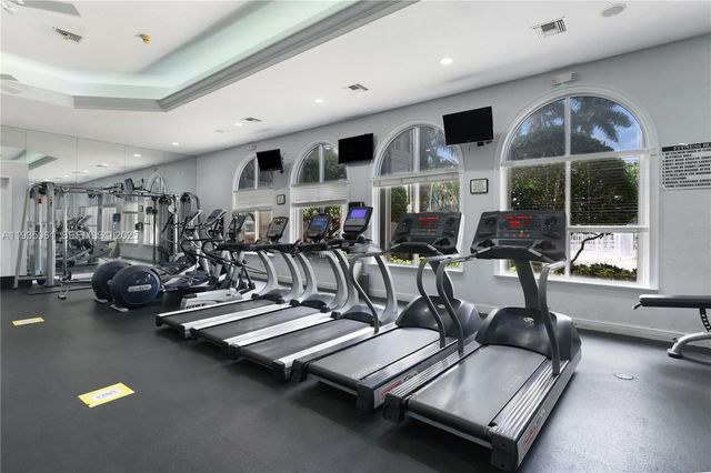 7459 NW 17th Dr, Pembroke Pines, FL 33024