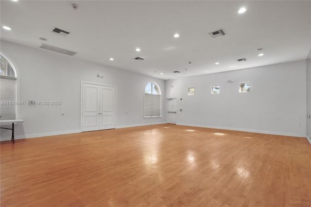 7459 NW 17th Dr, Pembroke Pines, FL 33024