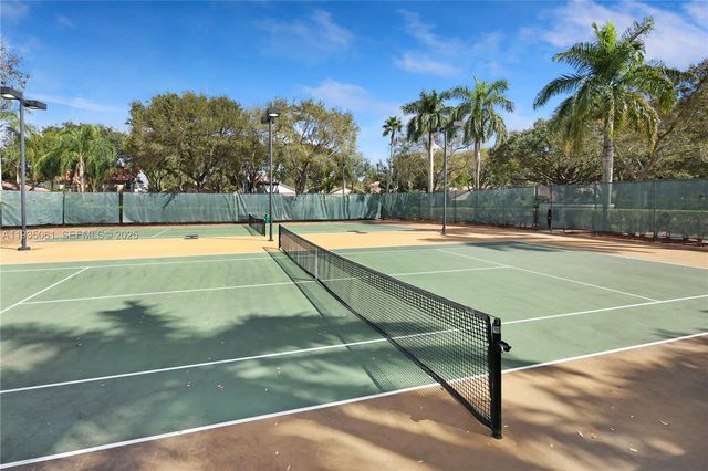 7459 NW 17th Dr, Pembroke Pines, FL 33024