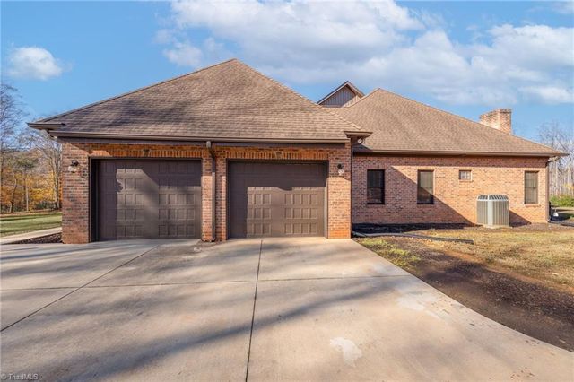 476 Ijames Church Road, Mocksville, NC 27028