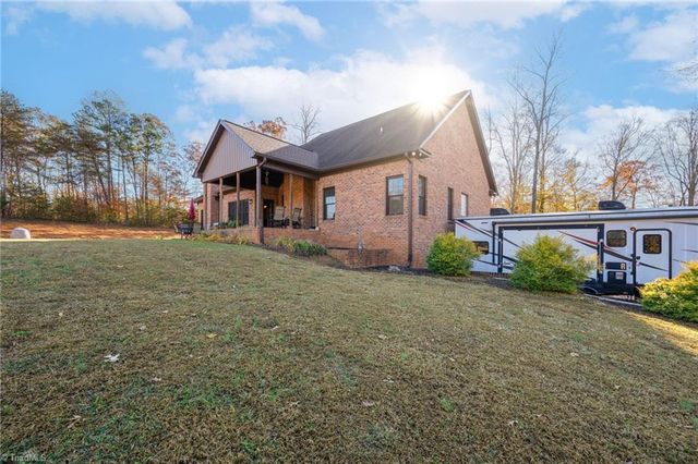 476 Ijames Church Road, Mocksville, NC 27028