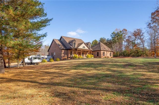 476 Ijames Church Road, Mocksville, NC 27028