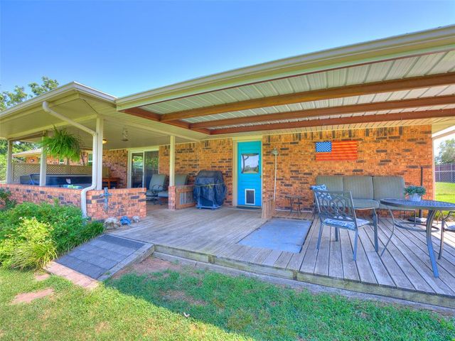 19865 NE 10th Street, Harrah, OK 73045