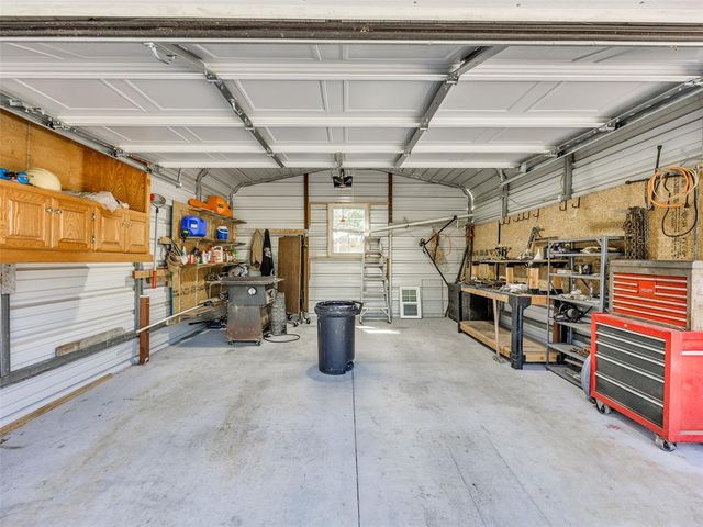 19865 NE 10th Street, Harrah, OK 73045