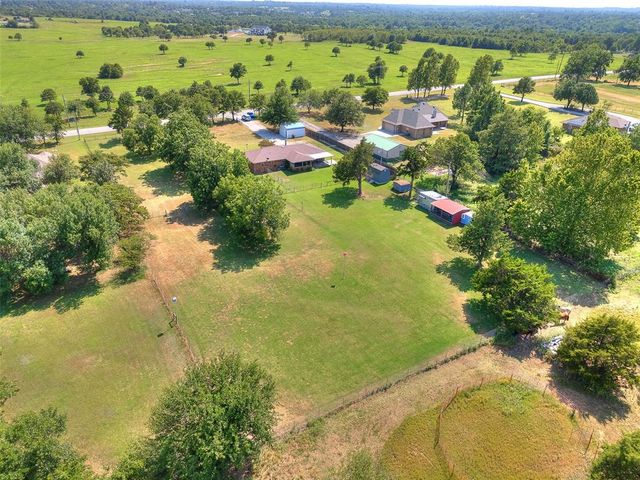 19865 NE 10th Street, Harrah, OK 73045