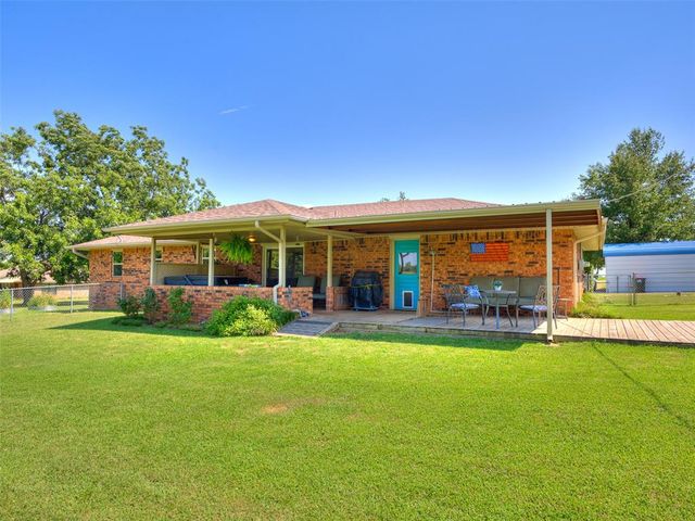 19865 NE 10th Street, Harrah, OK 73045