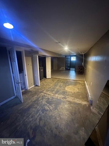 516 W CHEW AVE, Philadelphia, PA 19120