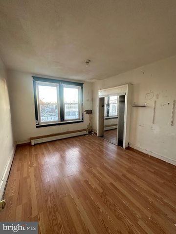 516 W CHEW AVE, Philadelphia, PA 19120