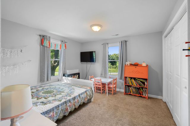 411 Purtle Rd, Lafayette, TN 37083