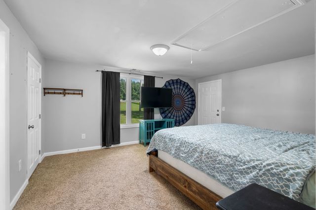 411 Purtle Rd, Lafayette, TN 37083
