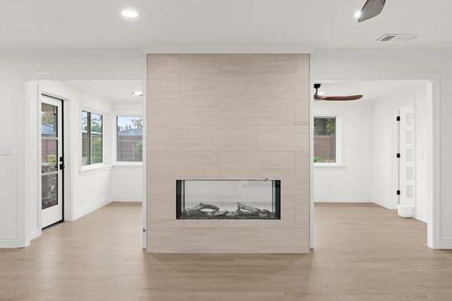 1345 W Escalon Avenue, Fresno, CA 93711