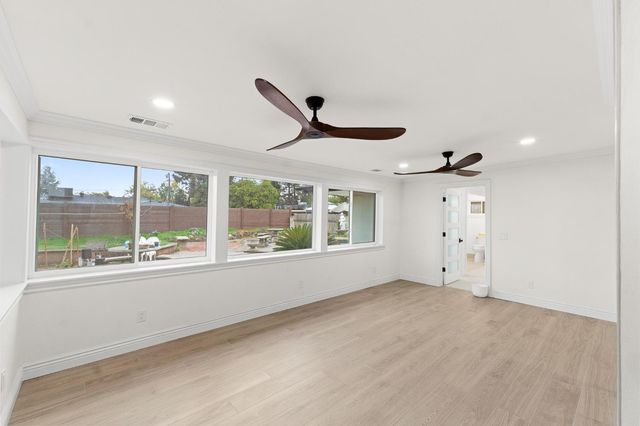 1345 W Escalon Avenue, Fresno, CA 93711