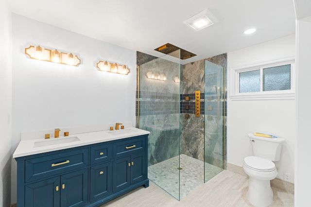 1345 W Escalon Avenue, Fresno, CA 93711