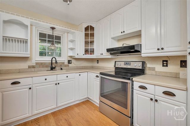 8 W London Hill Road, Woodbine, GA 31569