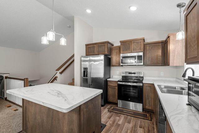 4634 9th Street NE, Saint Cloud, MN 56304