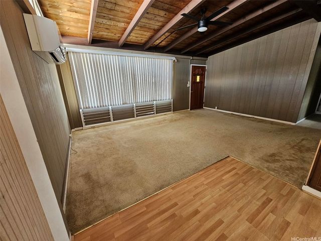 742-A Kaipii Street, Kailua, HI 96734