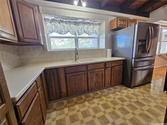 742-A Kaipii Street, Kailua, HI 96734