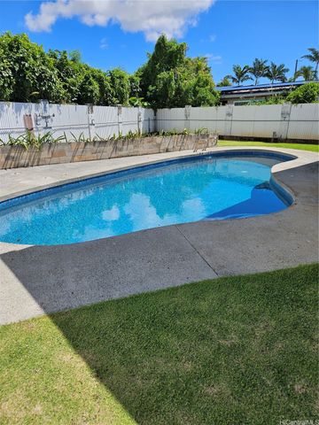 742-A Kaipii Street, Kailua, HI 96734