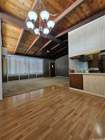 742-A Kaipii Street, Kailua, HI 96734