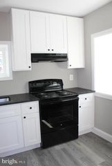 225 OLD SOLDIERS UNIT B RD, Cheltenham, PA 19012