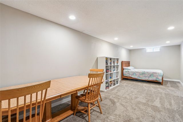 4125 SE 22nd Street, Des Moines, IA 50320