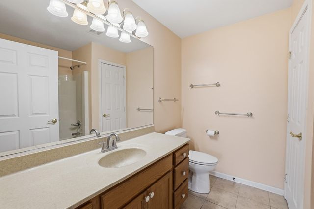 9735 Wildwood Court 1b, Highland, IN 46322