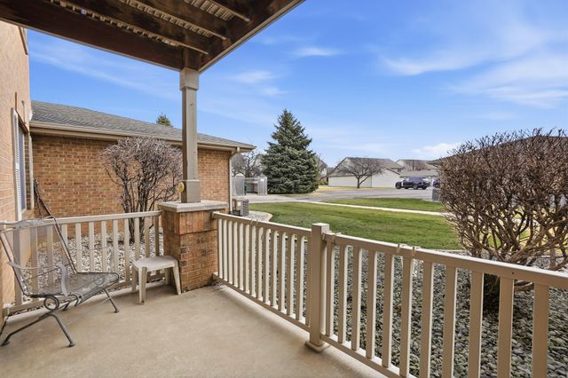 9735 Wildwood Court 1b, Highland, IN 46322