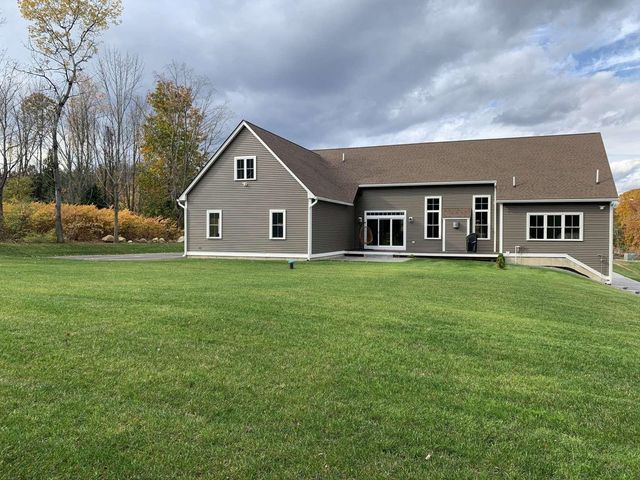 3 Labrador Lane, Hampstead, NH 03841
