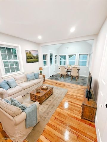 21 Bridge St, Beverly, MA 01915