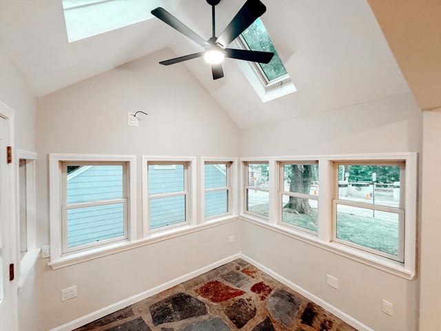 21 Bridge St, Beverly, MA 01915