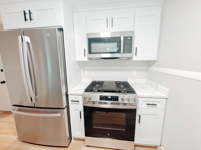 21 Bridge St, Beverly, MA 01915
