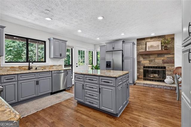 534 Adams Road, Fayetteville, GA 30214