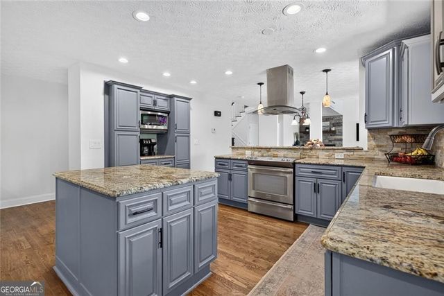534 Adams Road, Fayetteville, GA 30214