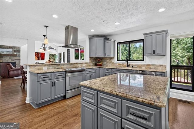 534 Adams Road, Fayetteville, GA 30214