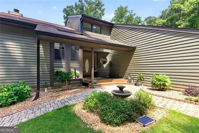 534 Adams Road, Fayetteville, GA 30214