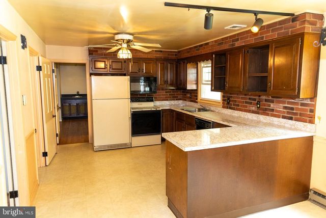 1929 HILLENDALE RD, Chadds Ford, PA 19317