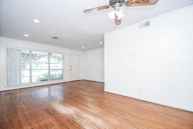 4117 Lymbar Drive, Houston, TX 77025