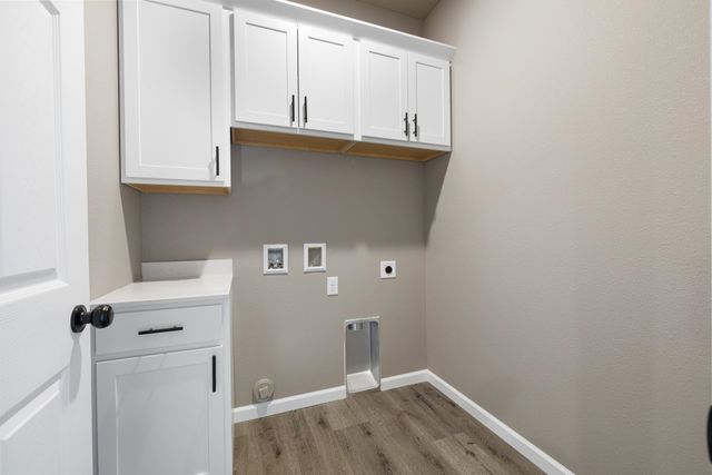 3704 45TH ST SE, Minot, ND 58701