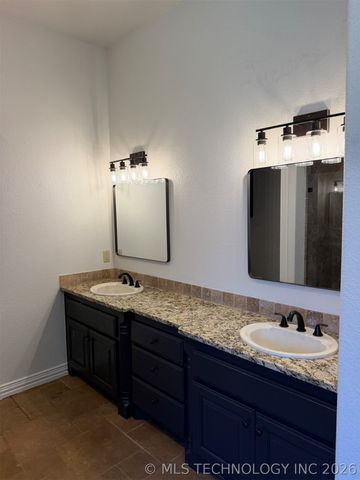 1403 S 9th Street, Mcalester, OK 74501