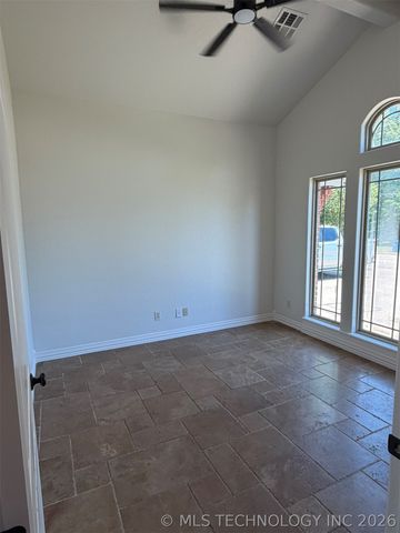 1403 S 9th Street, Mcalester, OK 74501