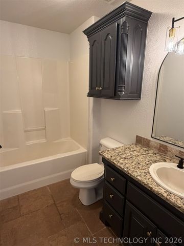 1403 S 9th Street, Mcalester, OK 74501