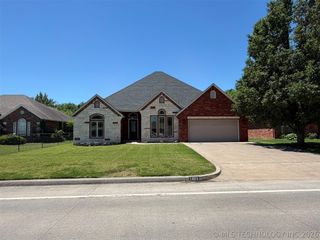 1403 S 9th Street, Mcalester, OK 74501
