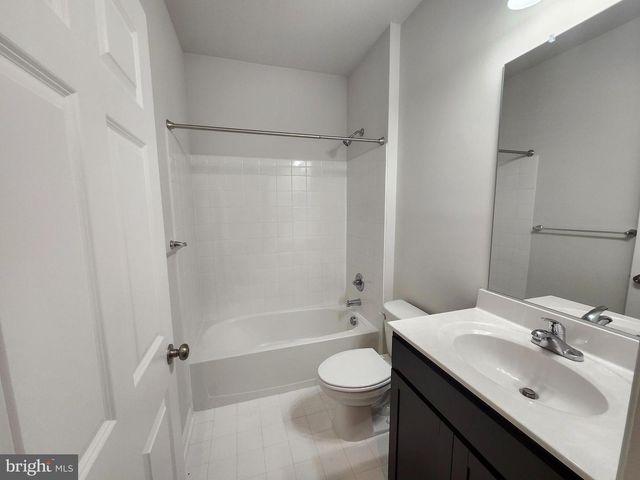 11505 BEACON HILL CT, Issue, MD 20645