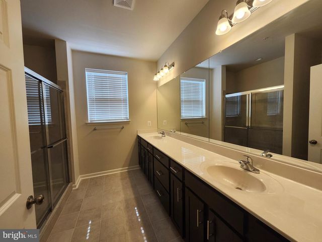 11505 BEACON HILL CT, Issue, MD 20645