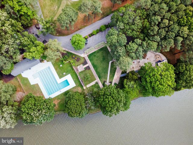 11505 BEACON HILL CT, Swan Point, MD 20645