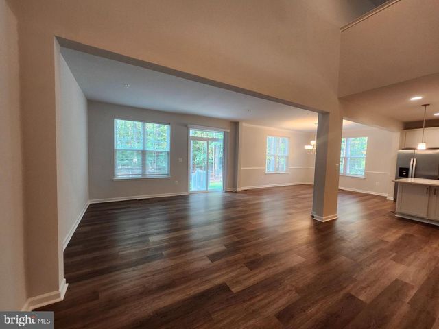 11505 BEACON HILL CT, Issue, MD 20645